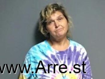 Angela  Reeves Mugshot