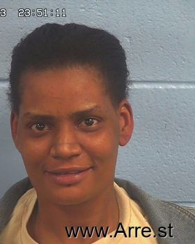 Auntaria Latar Williams Mugshot