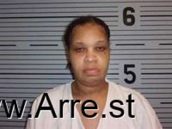 Colundria Evadnee Seats Mugshot