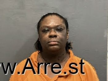 Camisha Yvonne Smith Mugshot