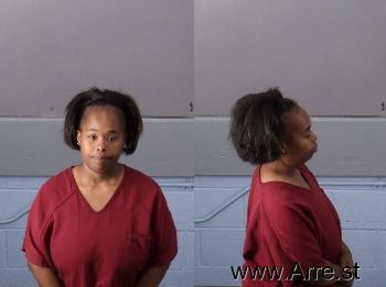 Crystal Roesha Green Mugshot