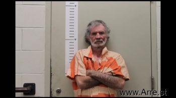 Daniel Ray Hoggle Sr Mugshot