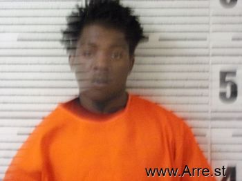 Daquavion Kyrique Brown Mugshot