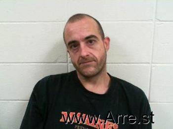 Derrick  Irvine Mugshot