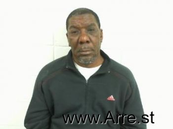 Dexter  Roberts Mugshot