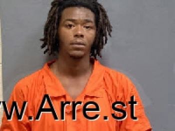 Deandre Oneal James Mugshot