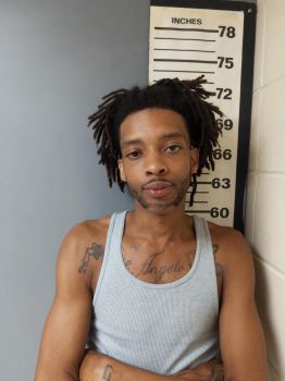 Deanglo Xavier Davis Mugshot