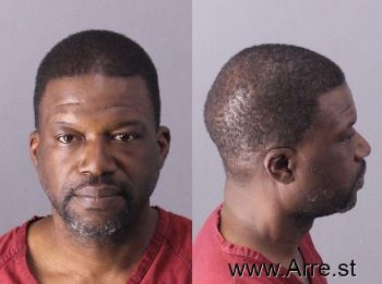 Derek Lamar Newsome Mugshot