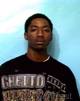 Donoeva Darrell Robinson Mugshot