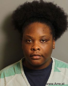 Erica Charmaine Matthews Mugshot