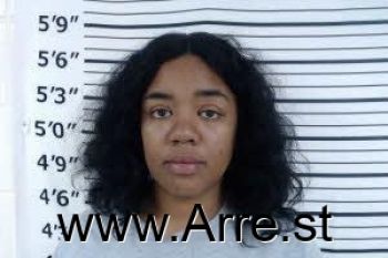 Kierra  Bell Mugshot