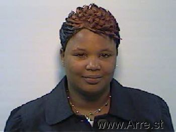 Latonya Roshell Green Mugshot