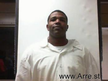 Marchello Orlan Searcy Mugshot