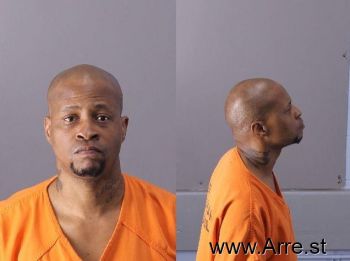 Mario Romar Moore Mugshot