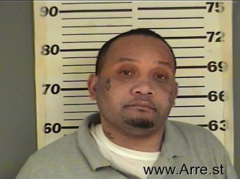 Michael Darell Robertson Mugshot