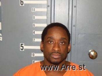 Reginald Levaughn Woods Mugshot