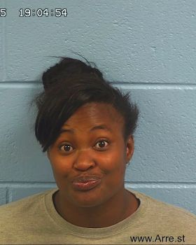 Raven Seymone White Mugshot