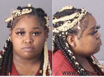 Sandranese Tishea Daniels Mugshot