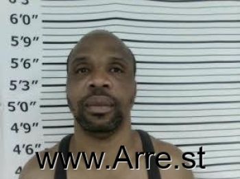 Travis  Phillips Mugshot