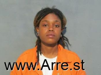 Tellisa Sandrea Doss Mugshot