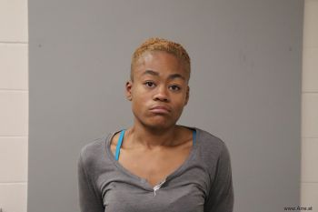 Tiana Latoya Jones Mugshot