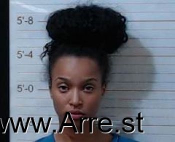 Victoria  Orr Mugshot