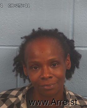 Wendella Na Shay Tucker Mugshot