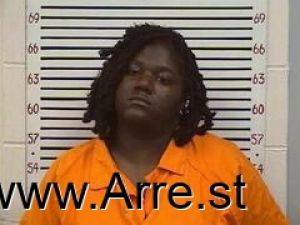 Aliyah Jones Arrest Mugshot