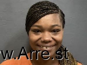 Devaundria Glanton Arrest Mugshot