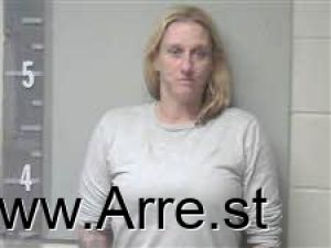 Kelly Wooten Arrest Mugshot