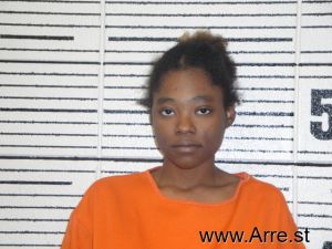 Tiasha Young Arrest Mugshot