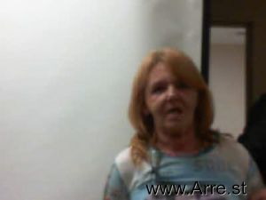 Wanda Hickman  Arrest Mugshot