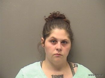 Albanee Jayde Huckins Mugshot