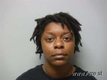 Alize Yahaira Williams Mugshot