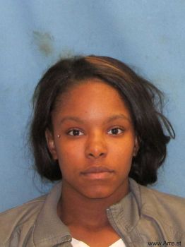 Centrie Shynick Nicole Mcintire Mugshot