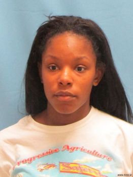 Centrie Shynick Nicole Mcintire Mugshot