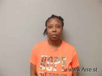 Chantelle Latrice Mcclellan Mugshot