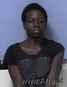 Chaquita  Hamilton Mugshot