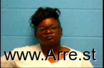 Crystal L Mcdaniels Mugshot