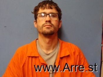 Dustin  Miller Mugshot