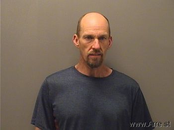 Daniel Paul Lyons Mugshot