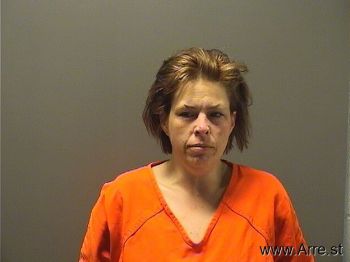 Elizabeth Madelyn Louissaint Mugshot