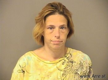 Elizabeth Madelyn Louissaint Mugshot