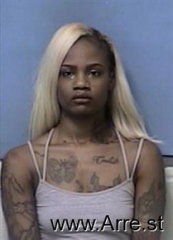 Erica Renea White Mugshot