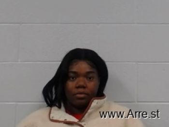 Gearneshia  Turner Mugshot