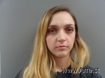 Halle  Dyer Mugshot