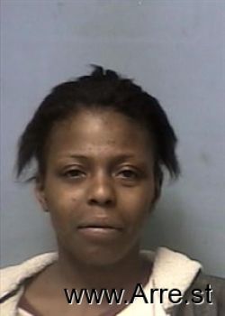 Kalaneisha R Tiswell Mugshot