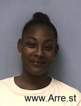 Kiara Evette Brown Mugshot