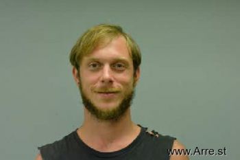 Kyle Lee Holt Mugshot