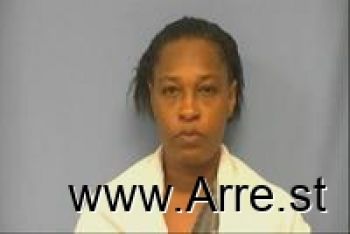 Linda  Hinton Mugshot